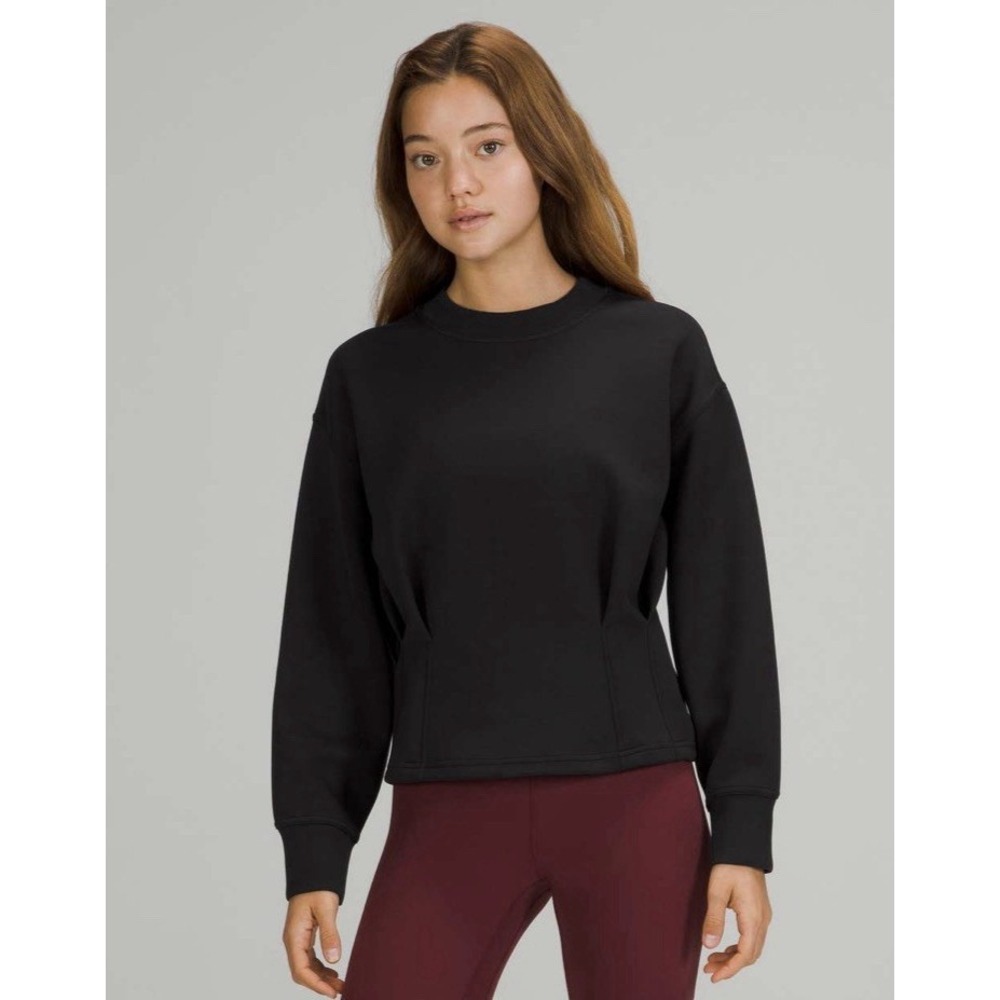 Lululemon Gathered Waist Crew Pullover Black Long Sleeve Sweater Women's Size 8